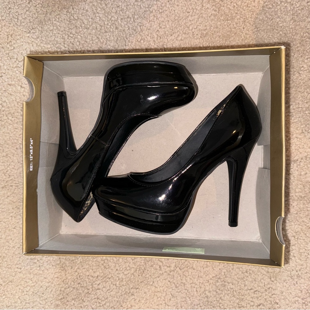 Lauren Conrad Johanna Platform Heels - SIZE 8